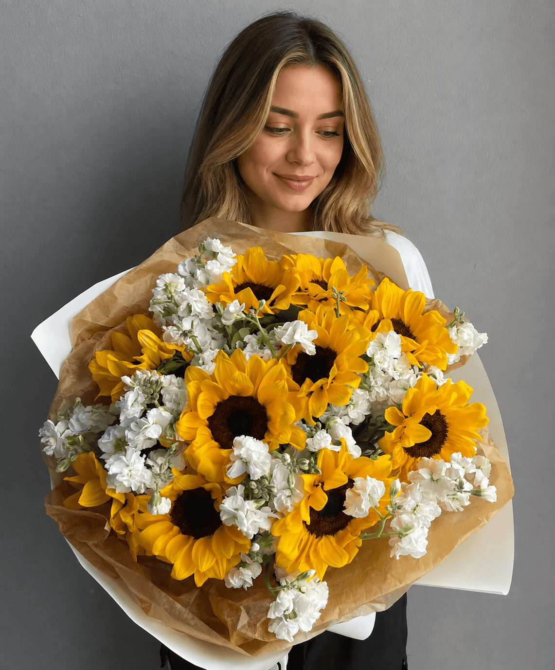 Bouquet "Honey" - sunflowers, stock
