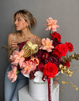 Flower Box "The Golden Blessing" - roses, hydrangeas, pomegranate