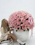 WOW-ARRANGEMENT “500 pink roses” - pink roses in a white vase
