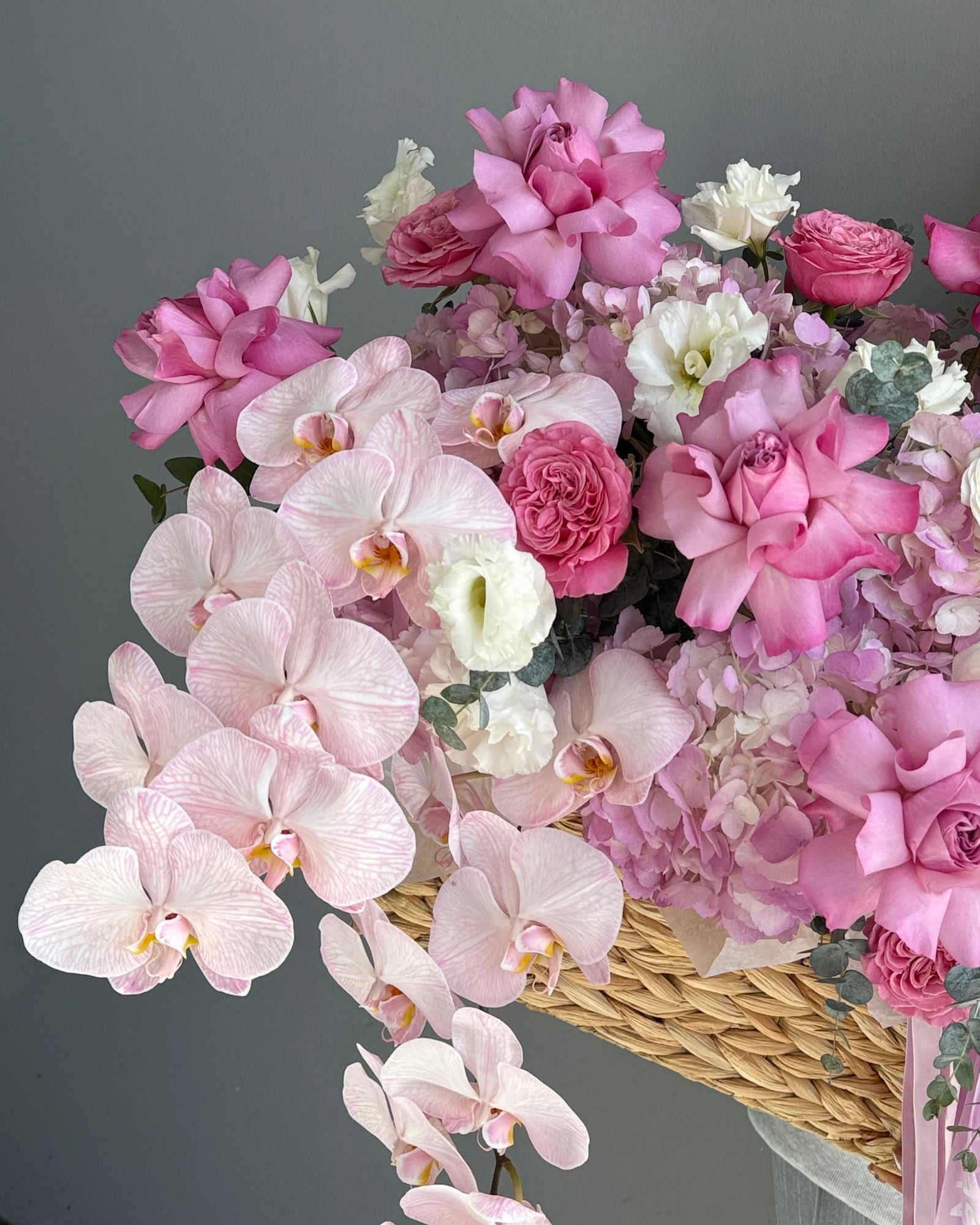 Flower Box "Bloom Baby Bloom" - Orchids, hydrangeas, roses