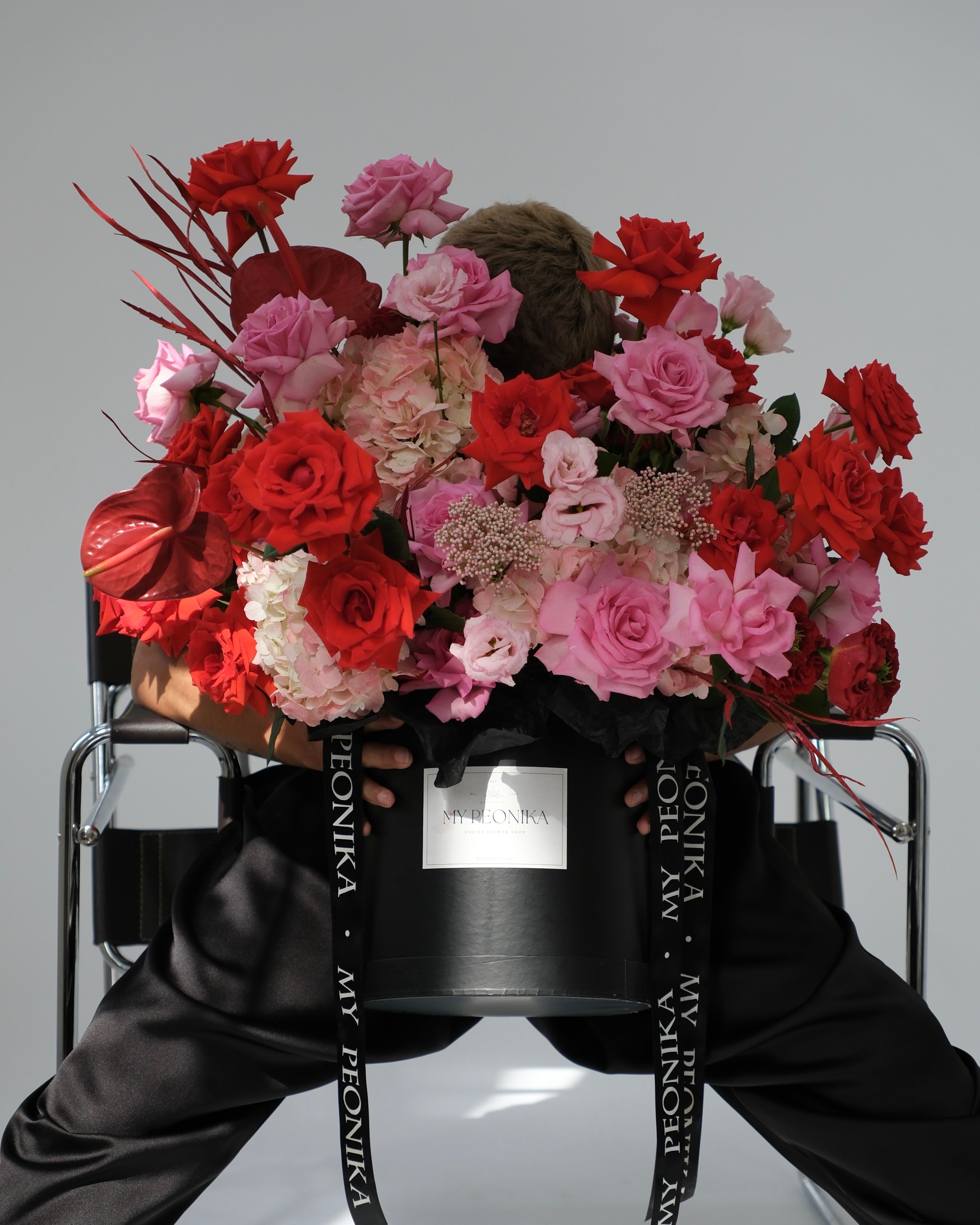 Flower box “Fallen angel” - garden roses, hydrangeas, anthuriums