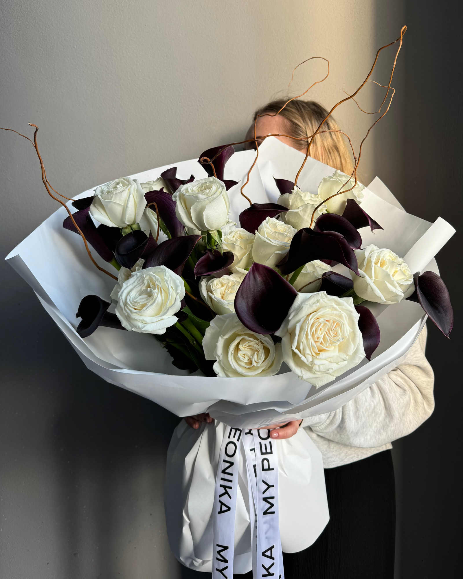 Bouquet "Maleficent" - roses, calla lilies (ONLY MIAMI)