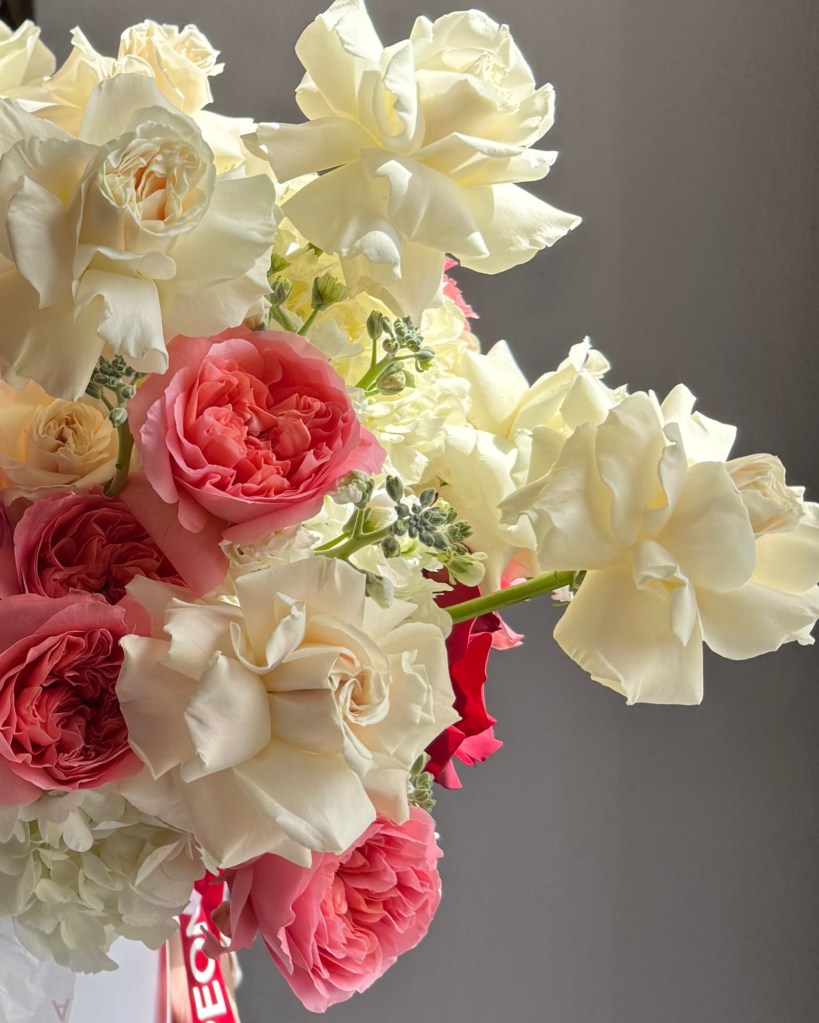 Flower Box "Royal Love" - peony roses, ranunculus