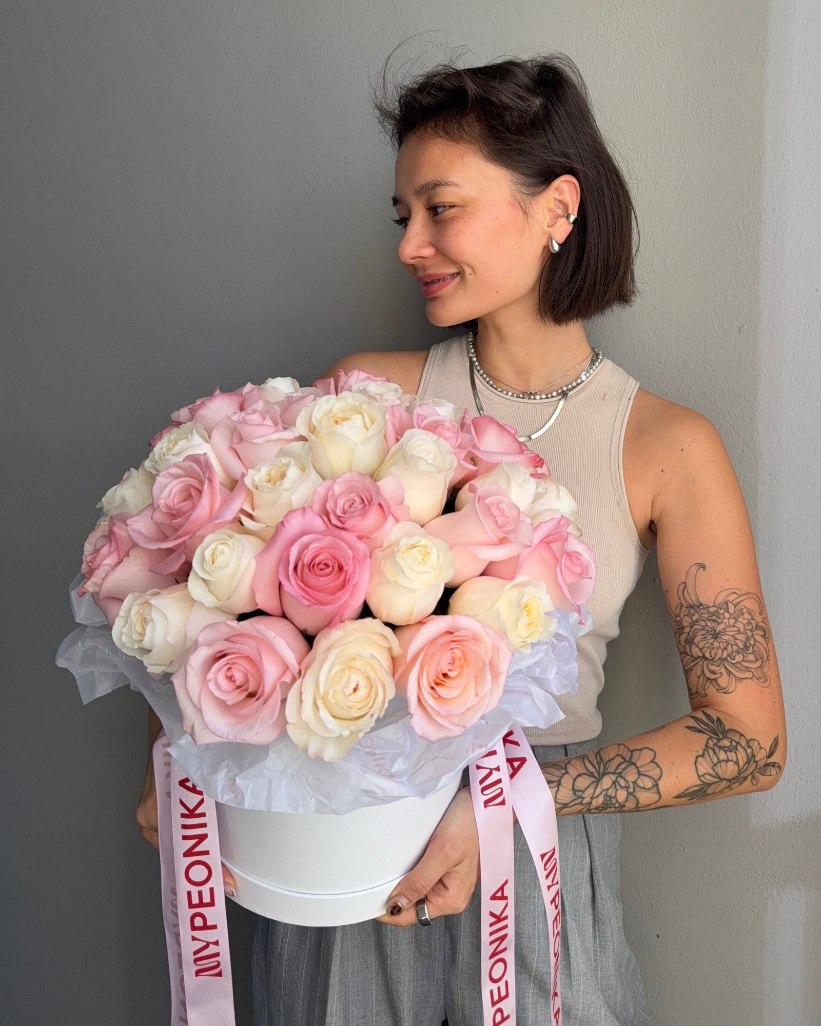 Flower Box “Pinky White“ Roses