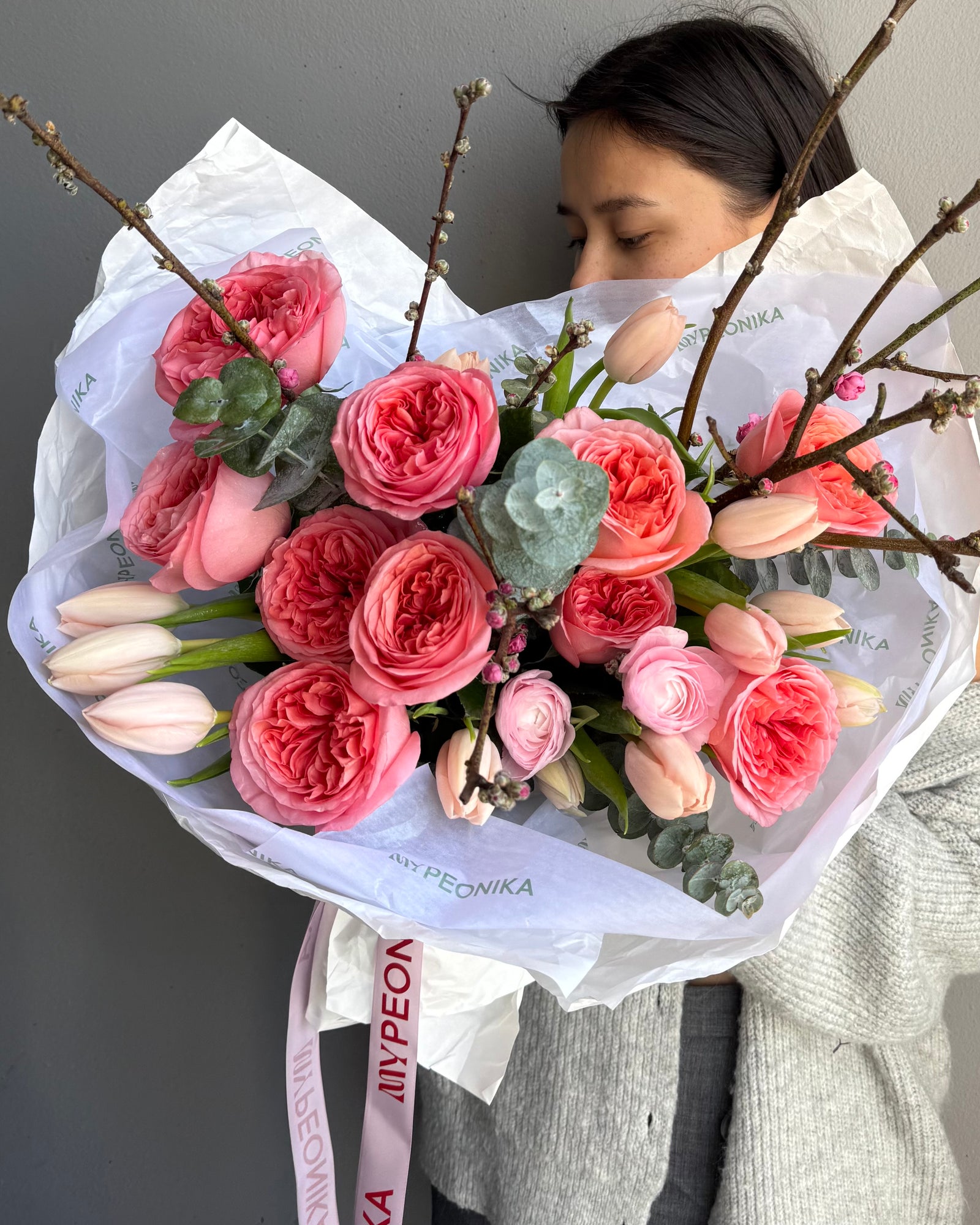 Bouquet "Like a Goddess" - Garden roses, apricot blossoms, tulips
