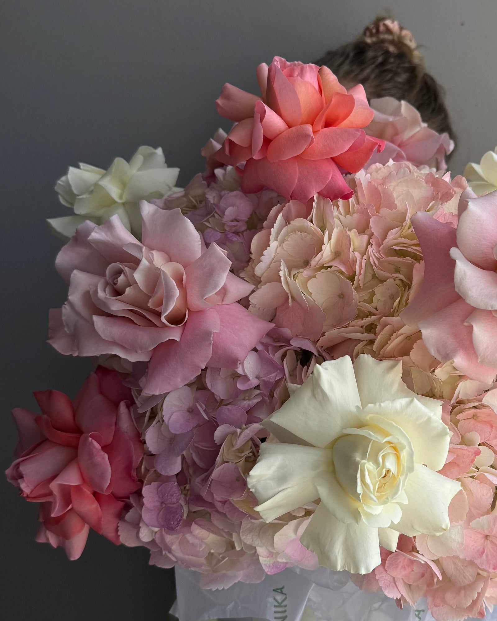 Flower Box "French Kiss" - Hydrangeas , French roses