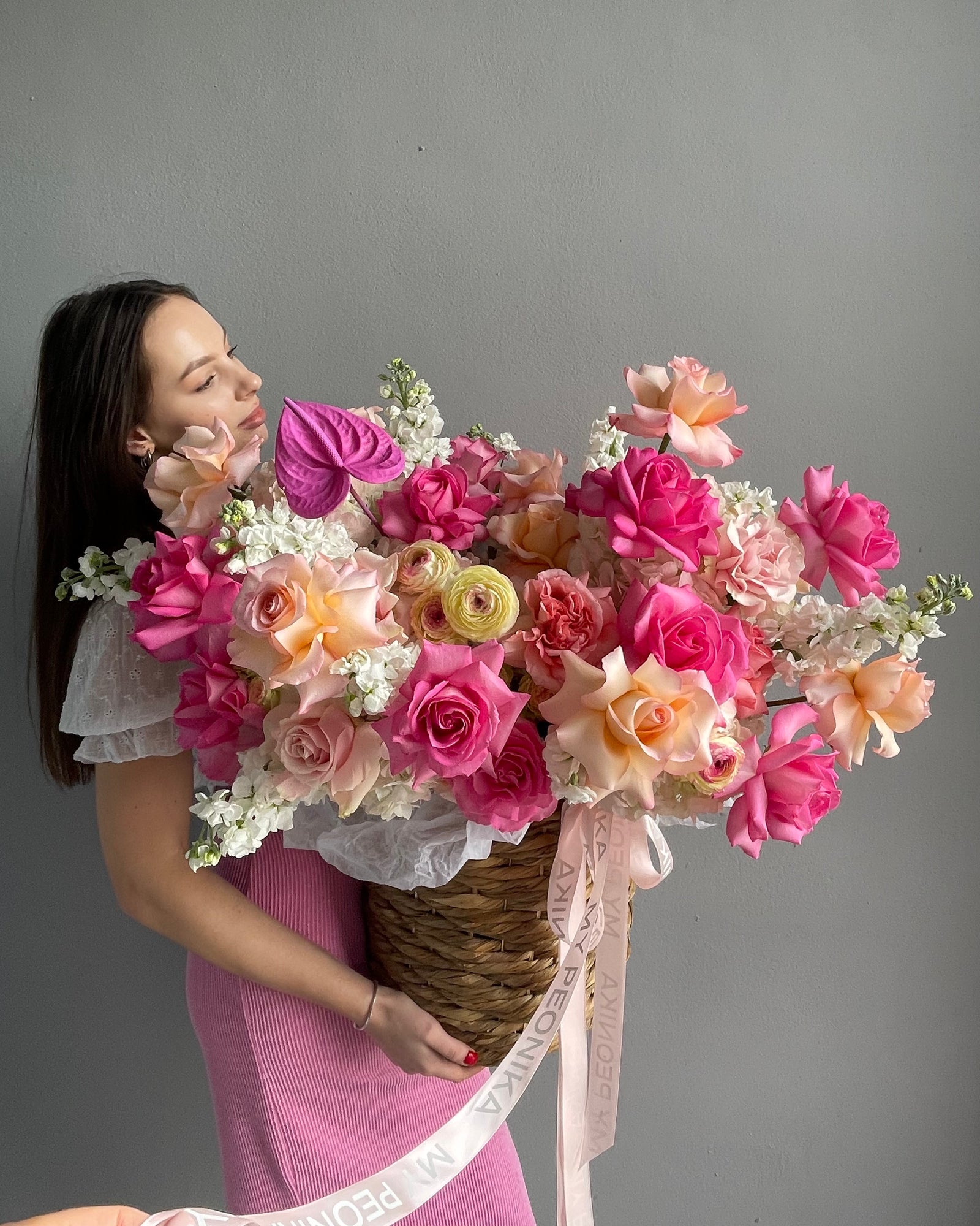 Flower Basket “Candy Crush” - french roses, ranunculuses