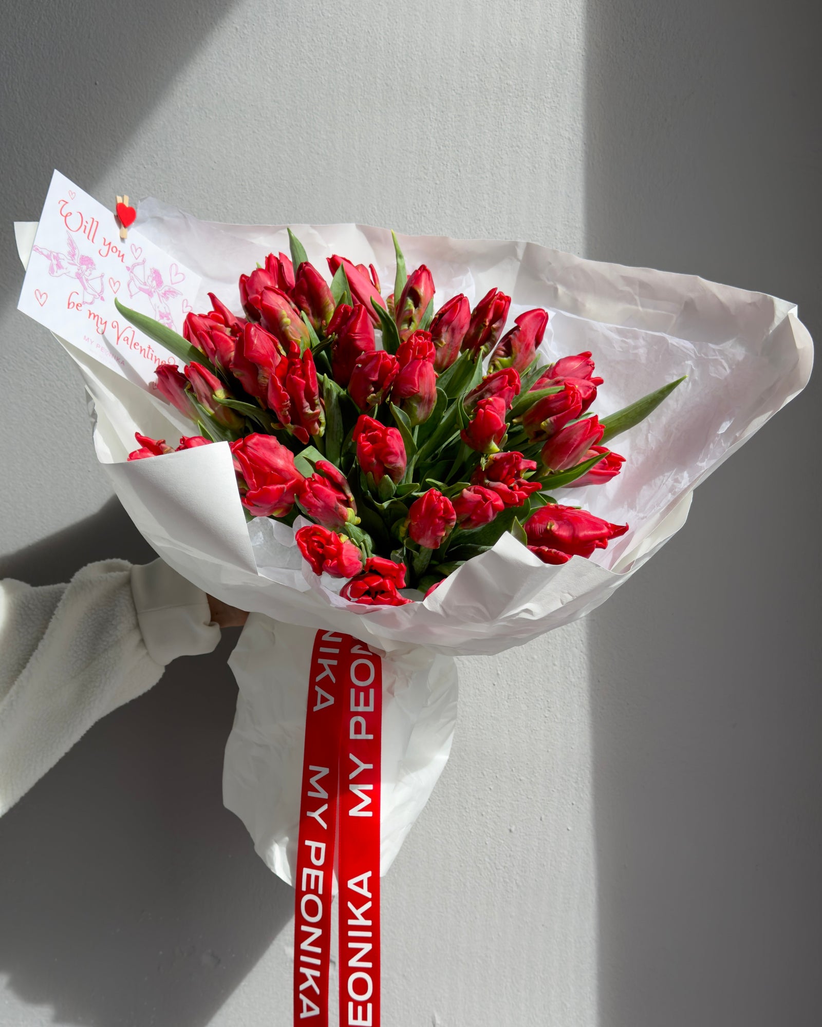 Bouquet “The first kiss” - red tulips (ONLY IN MIAMI)