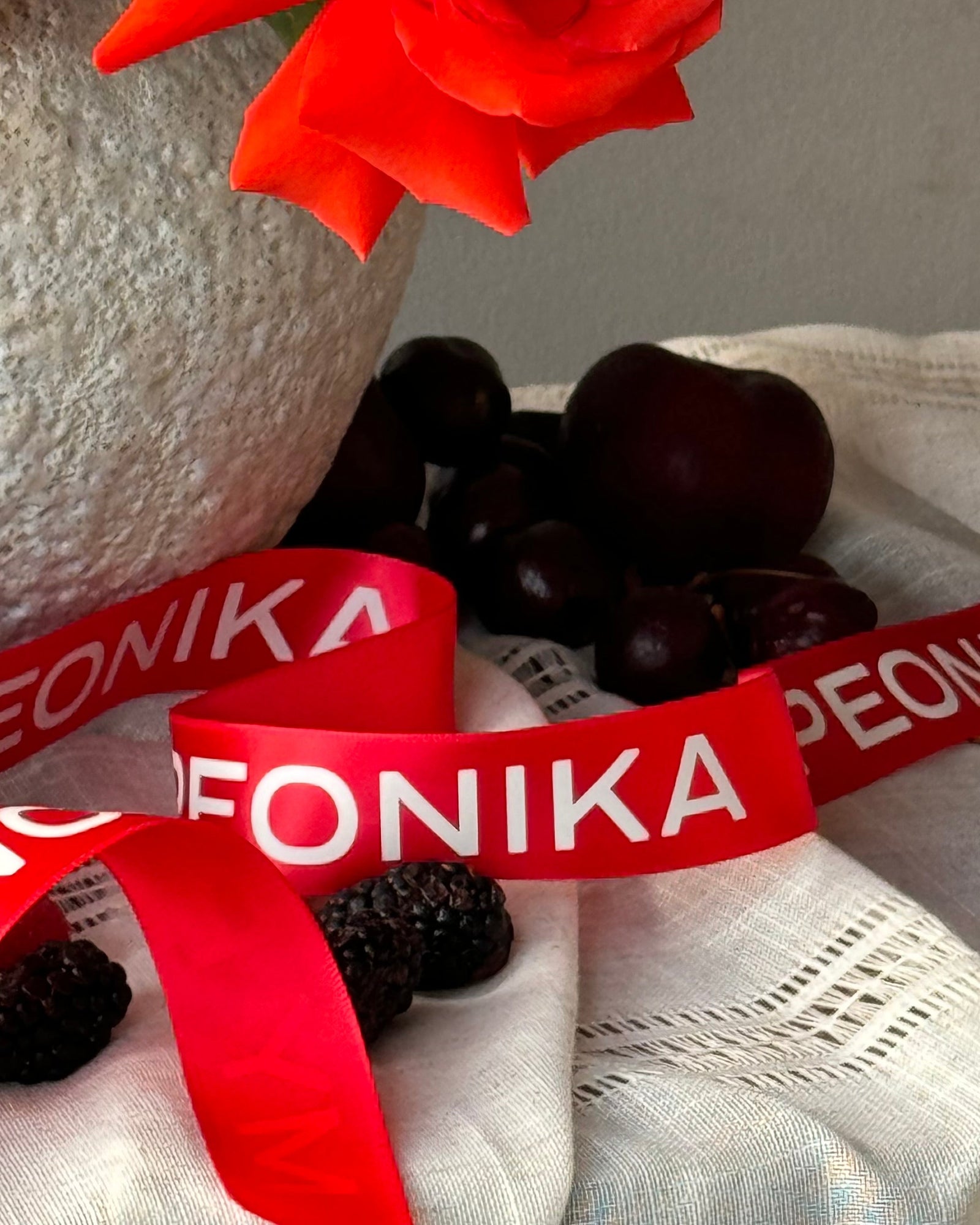 Interior arrangement in a vase “Nina” - roses, anthuriums