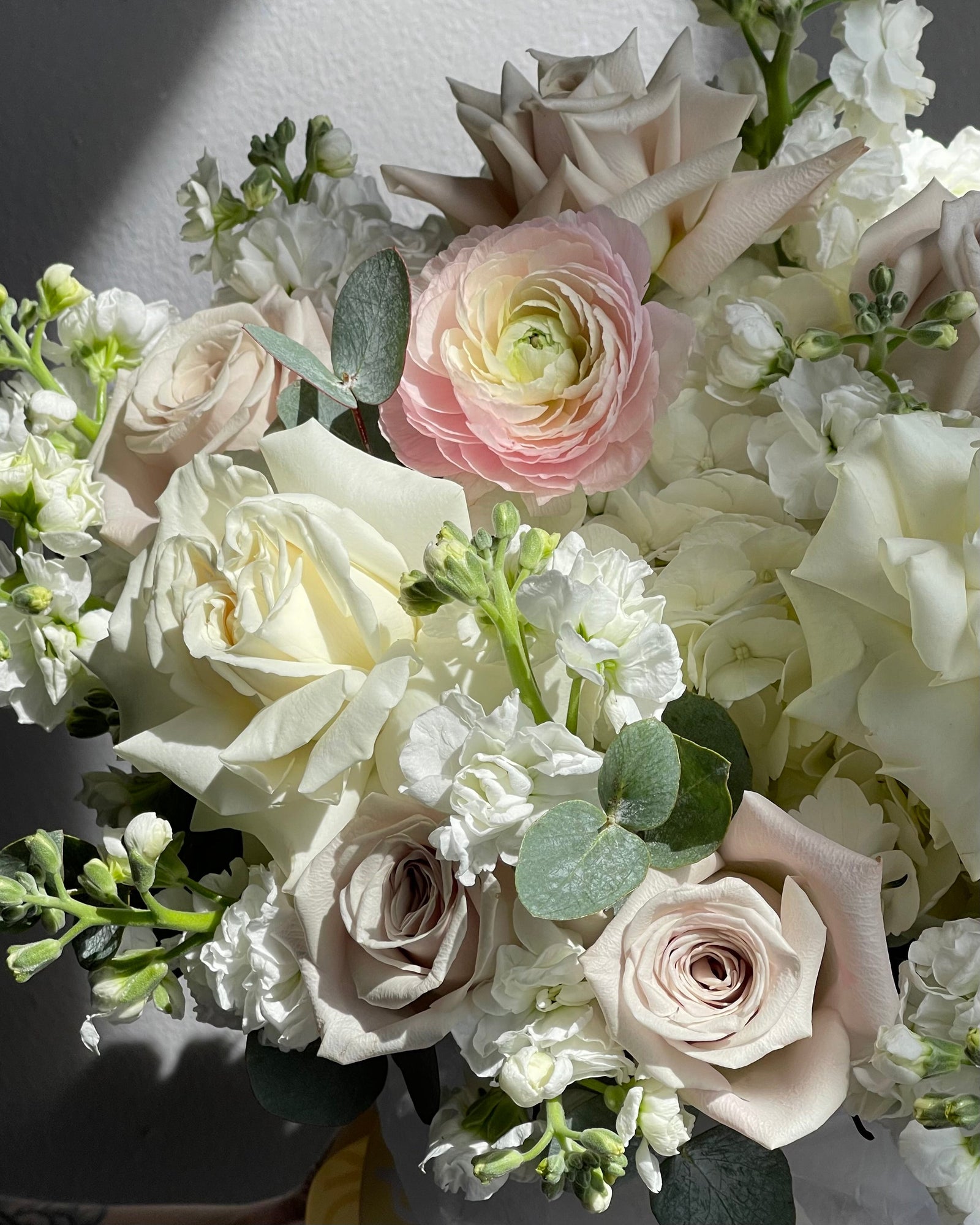 Flower Box “Soft Grace” - ranunculuses, roses