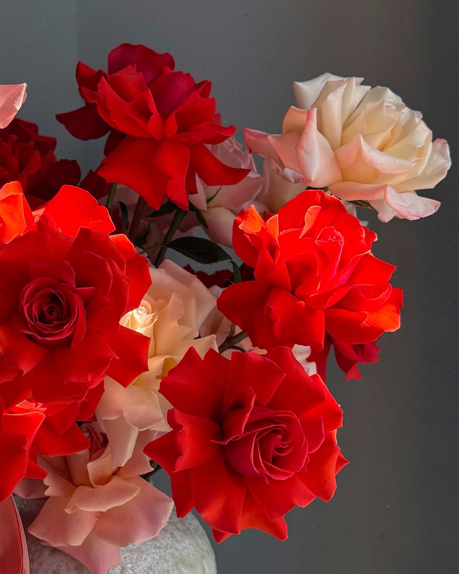 Interior arrangement "Parisian Dream" - Mix of French roses