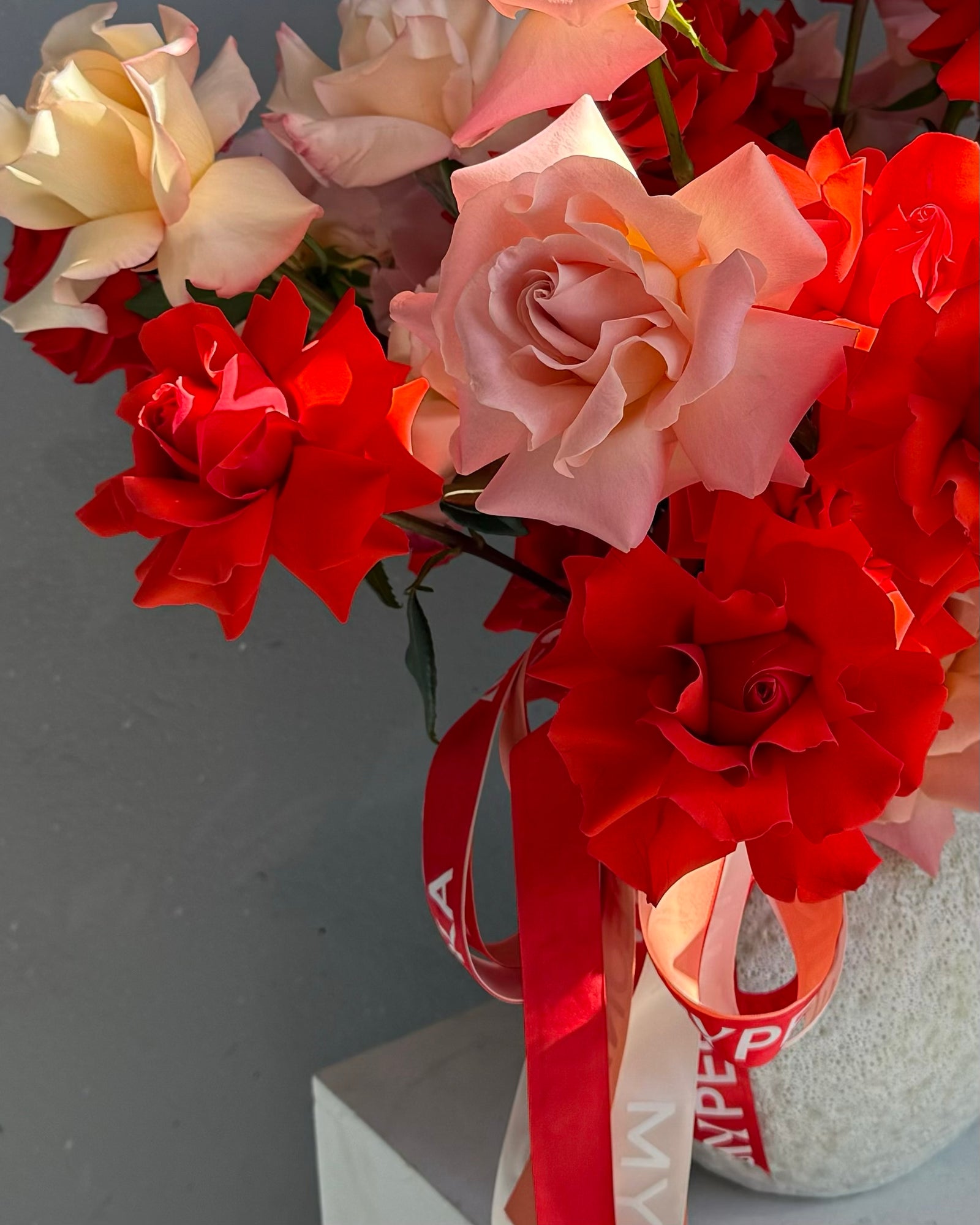 Interior arrangement "Parisian Dream" - Mix of French roses