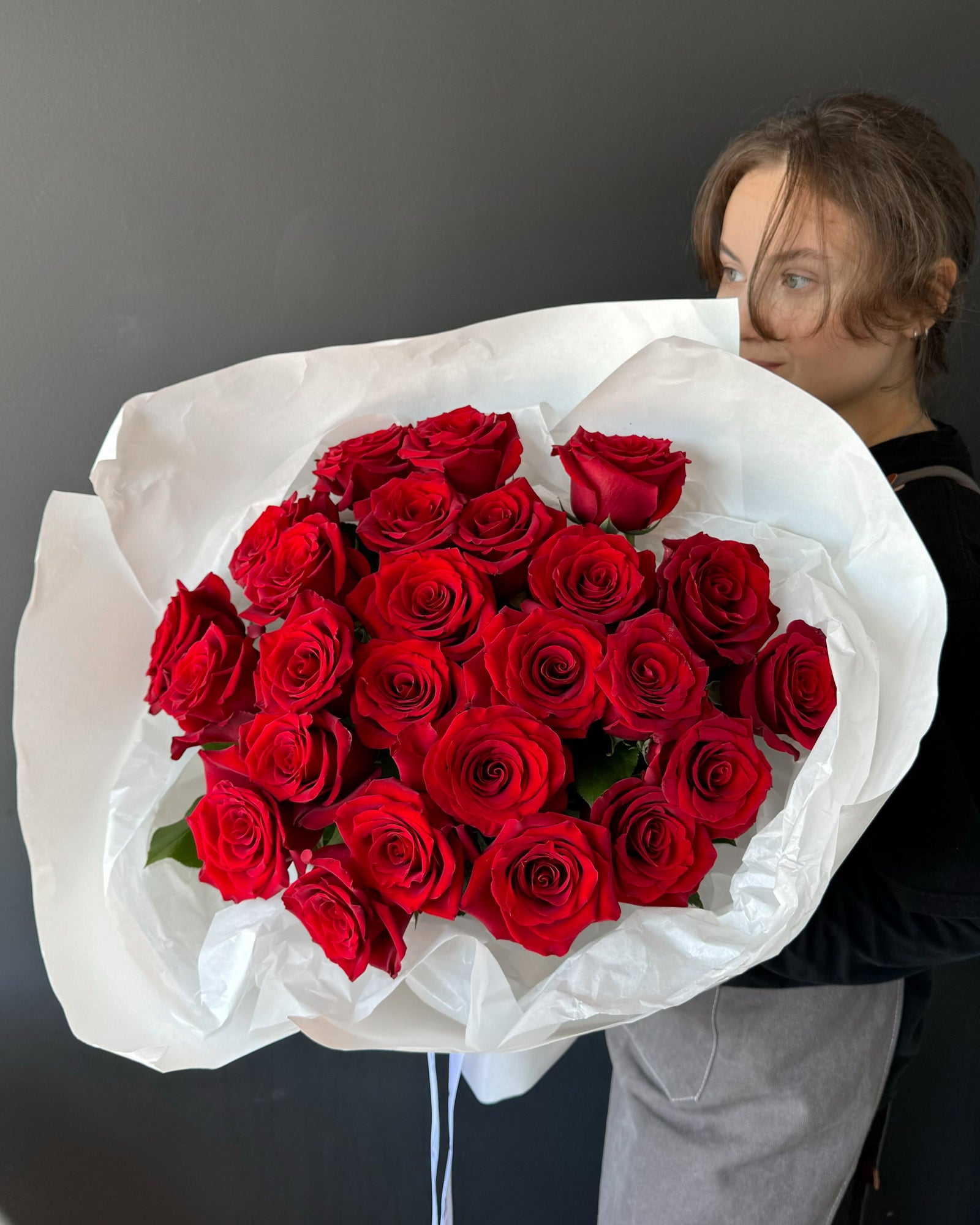 Bouquet "Explorer" - red roses