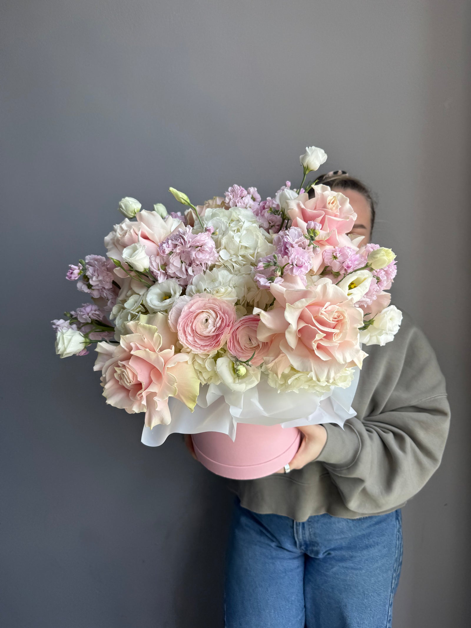 Flower Box “Tender Pink Tranquility” - roses, hydrangeas, ranunculuses
