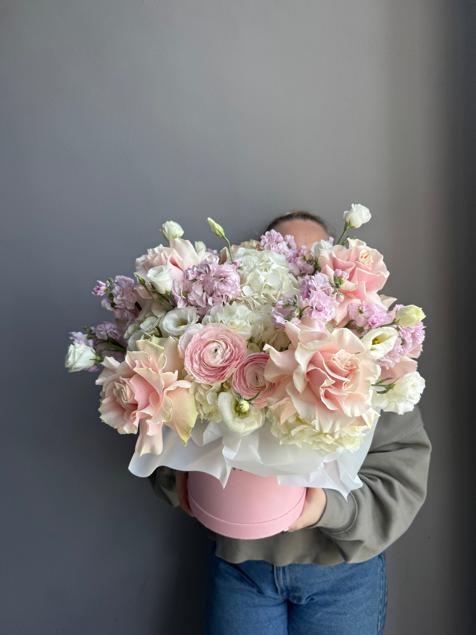 Flower Box “Tender Pink Tranquility” - roses, hydrangeas, ranunculuses