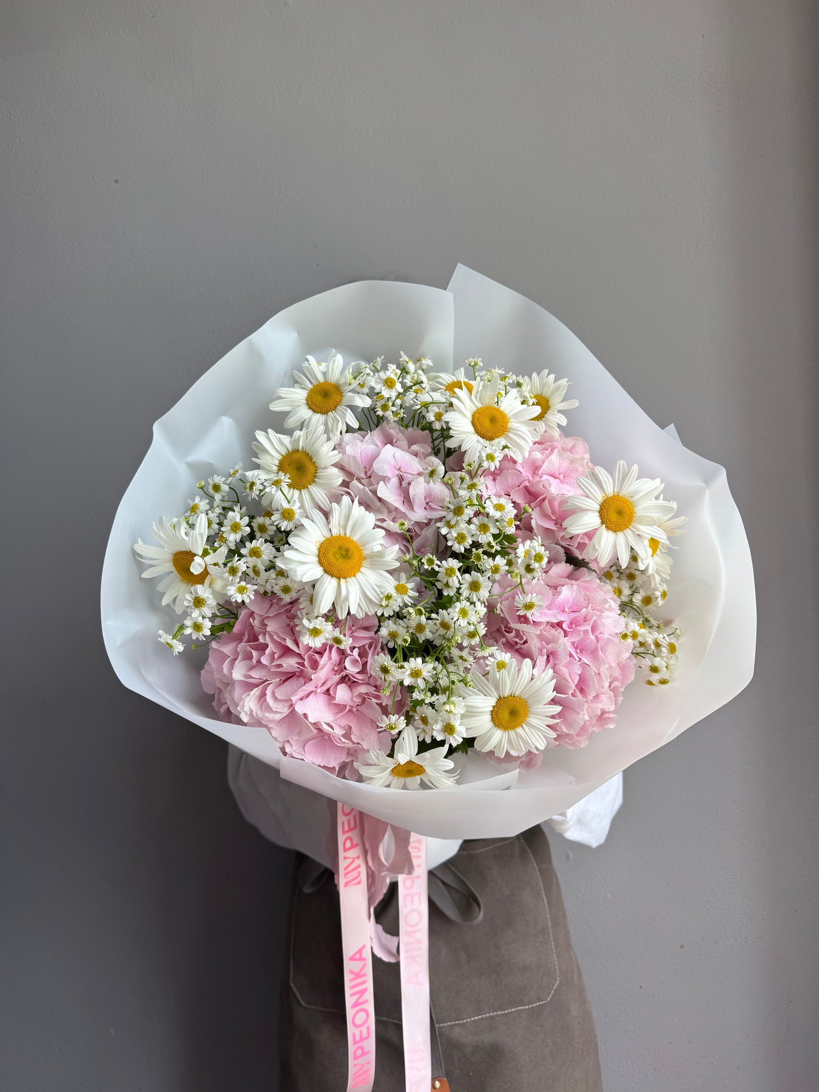 Bouquet "Daisy Me Pink" - hydrangea, daisies