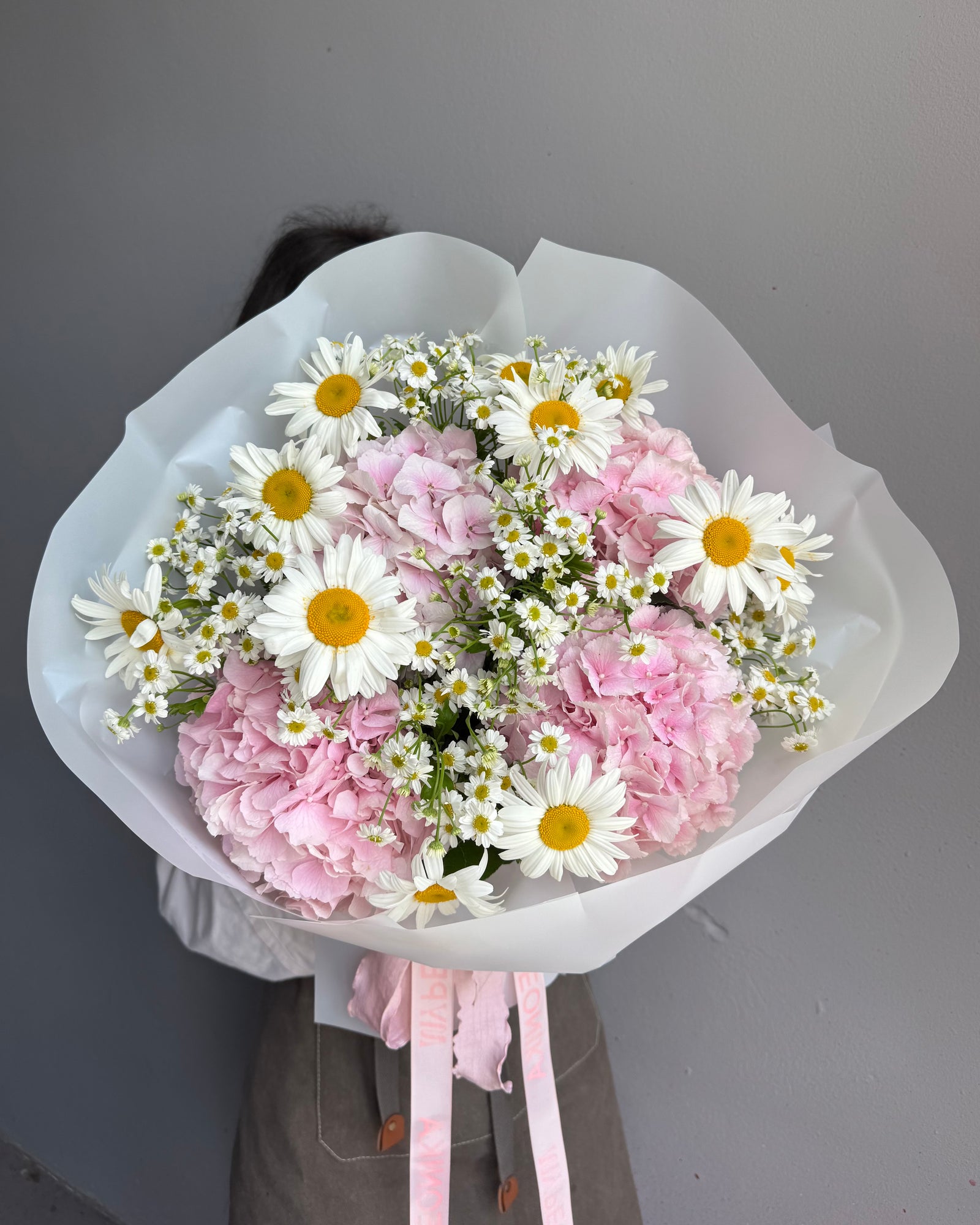 Bouquet "Daisy Me Pink" - hydrangea, daisies