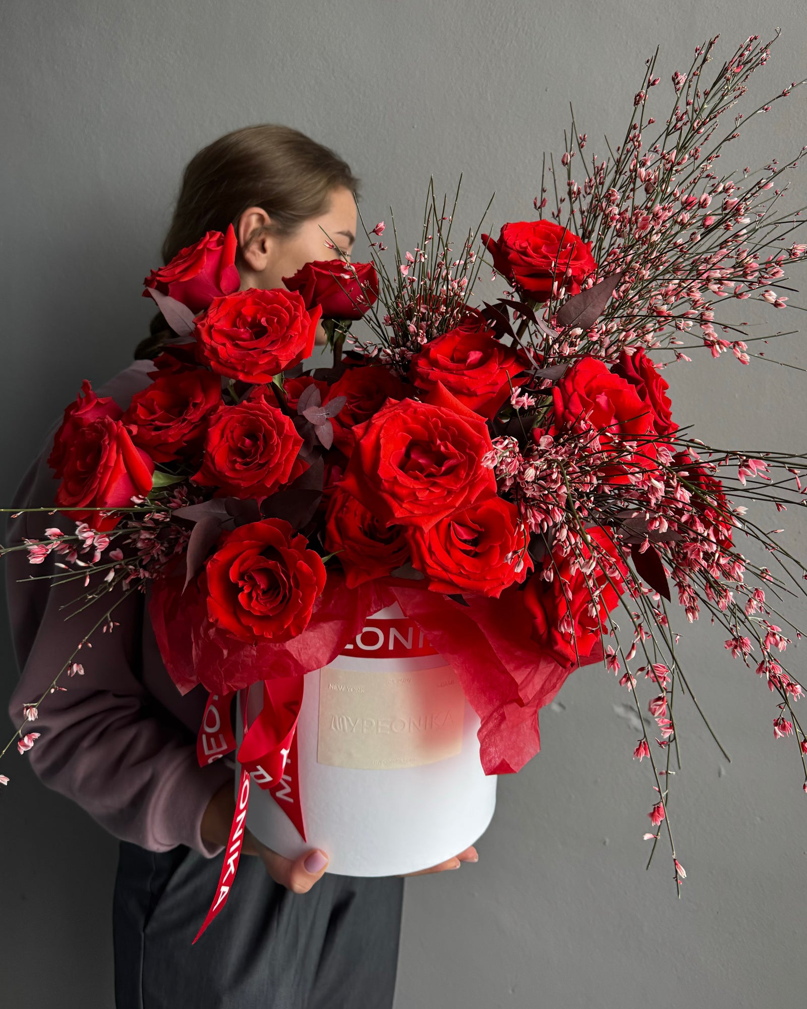 Flower Box "Wild Thing" - Roses, genista