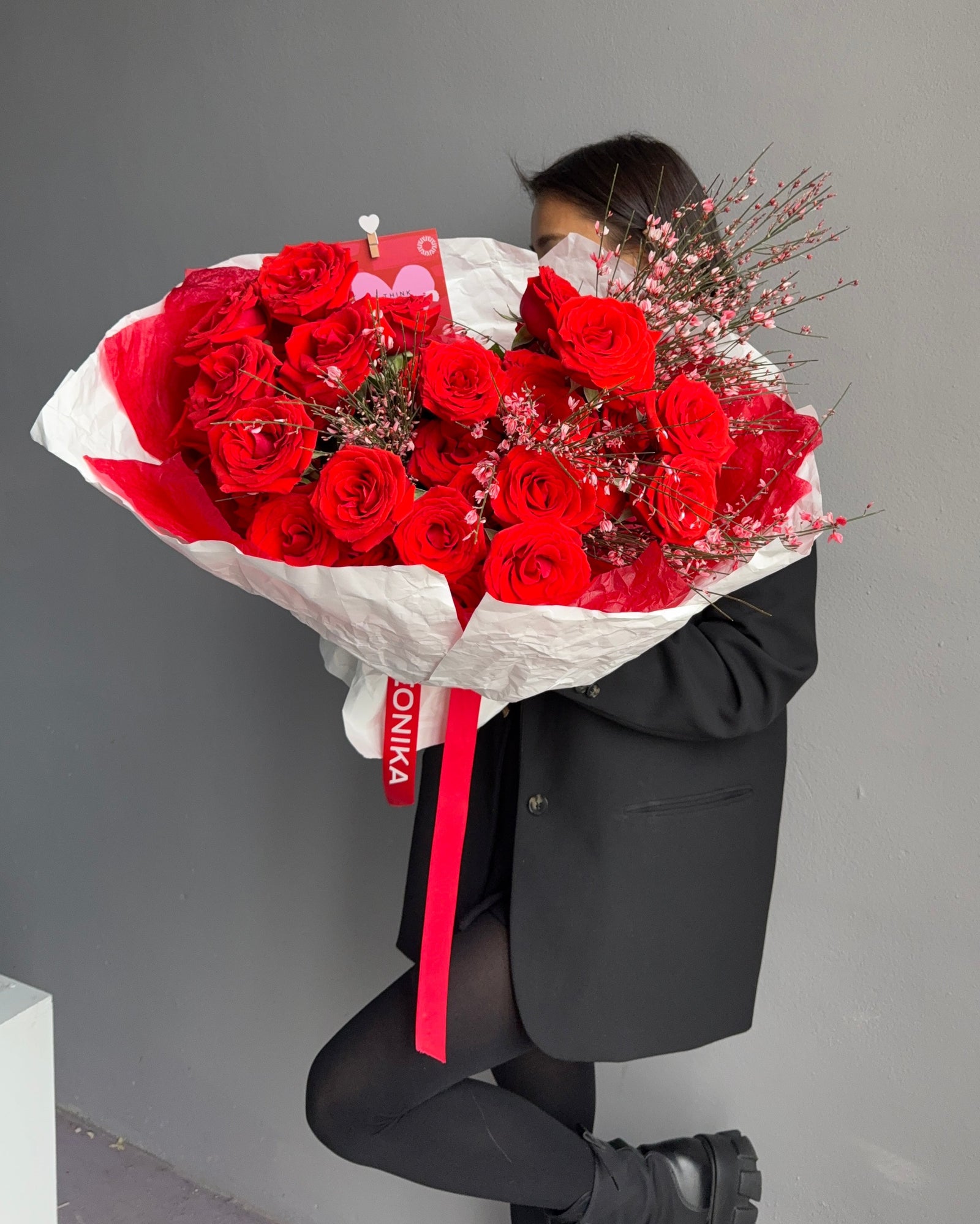 Bouquet "Bloom for two" - Roses, genista