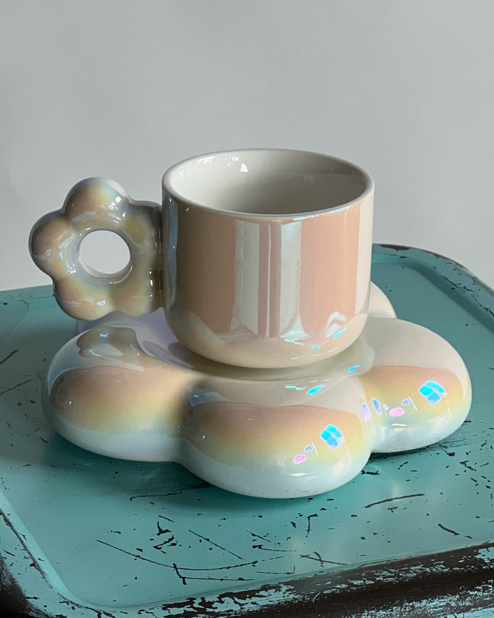 Glitter Petal Cup &amp; Saucer Set