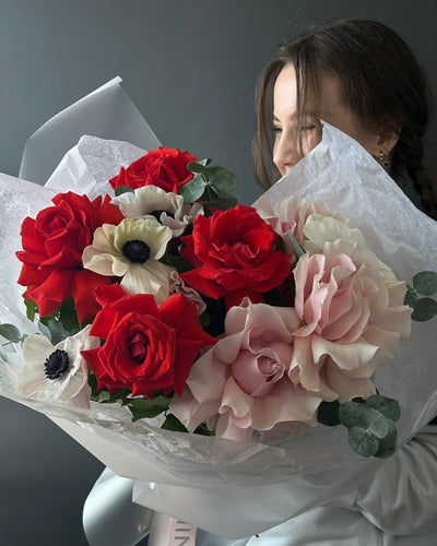 Bouquet “Crimson Elegance” - My Peonika Flower Shop