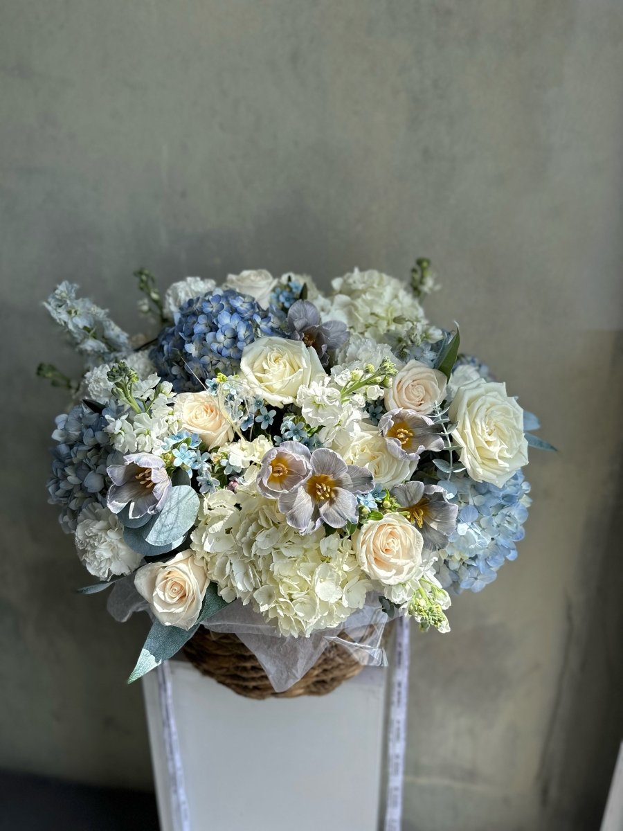 Bouquet "Misty Blue" - My Peonika Flower Shop
