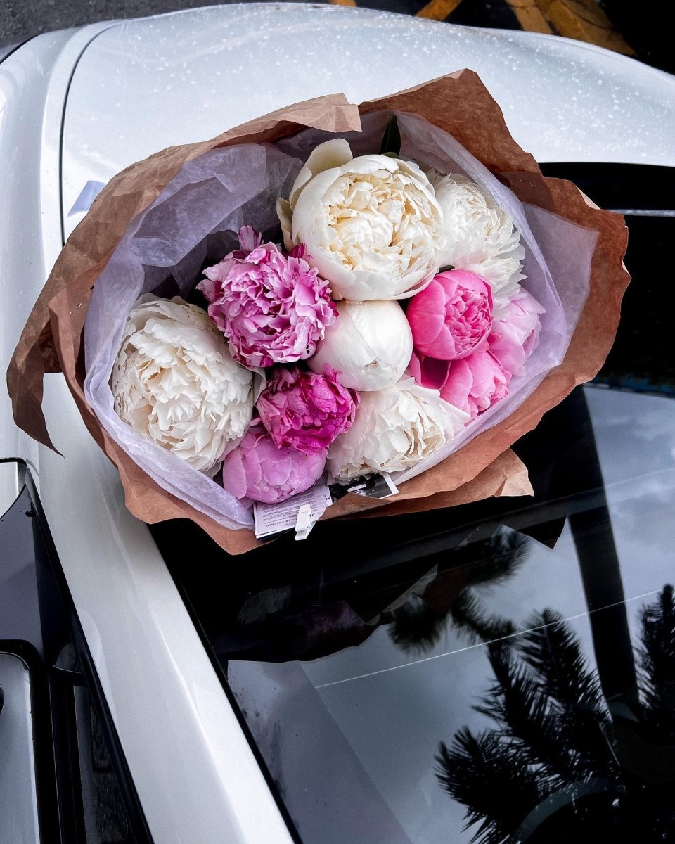 Bouquet of Trio Mixed Peonies - My Peonika Flower Shop