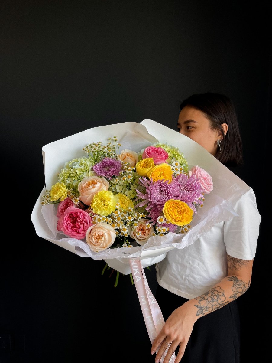 Bouquet “Vibrant Blossom Medley” - My Peonika Flower Shop