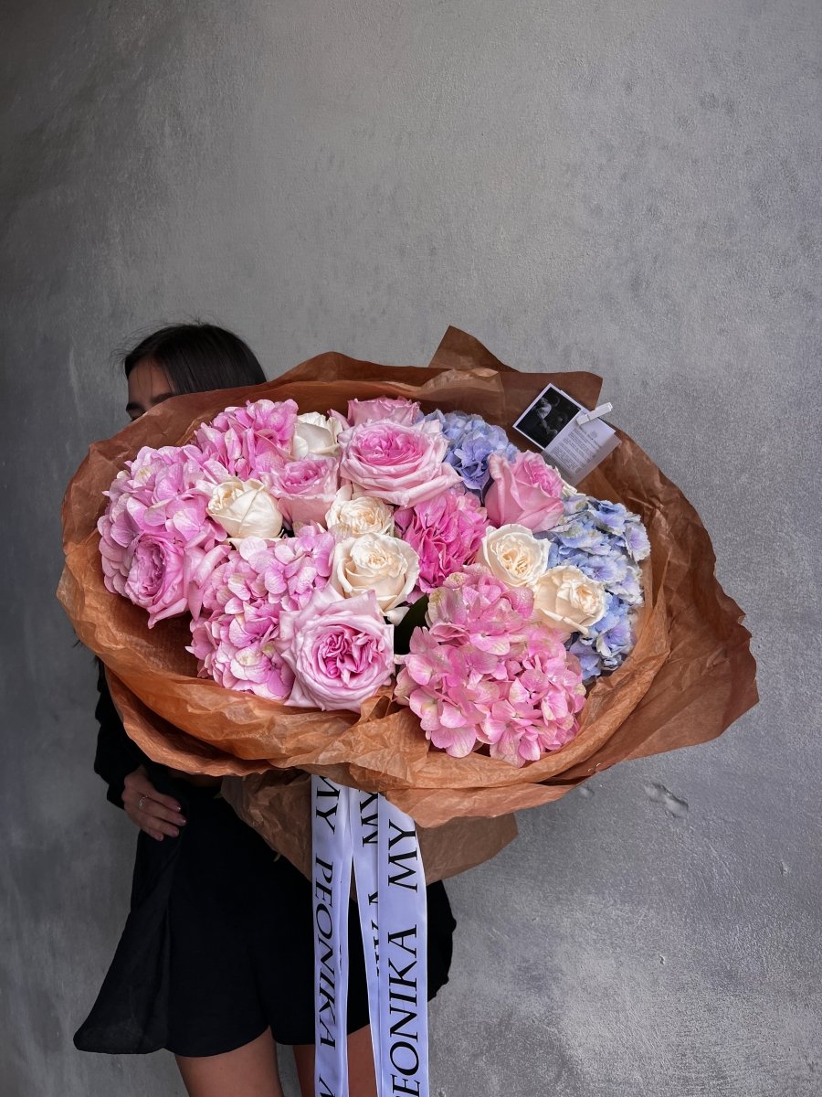 Duo Bouquet &quot;Hydrangeas and Garden Roses&quot; - My Peonika Flower Shop