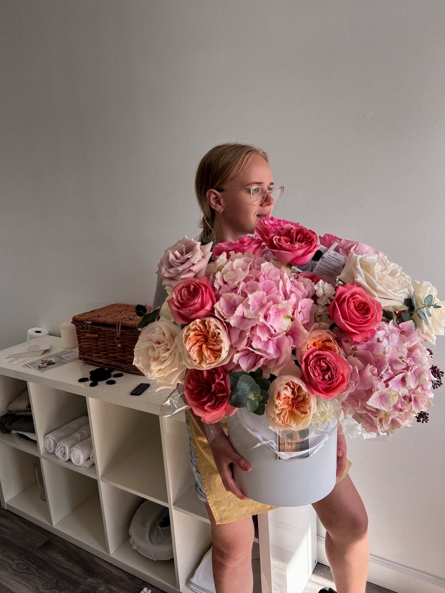 Flower Box "Summer Spirit" - My Peonika Flower Shop