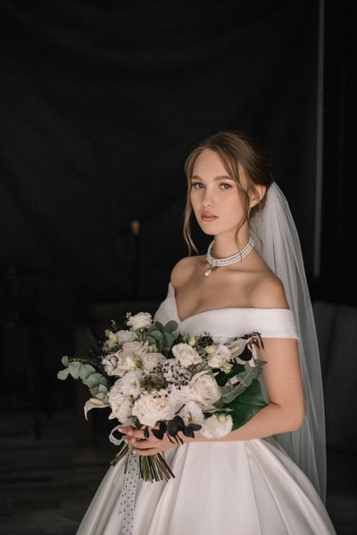 Wedding Bouquet "Midnight Elegance" - My Peonika Flower Shop